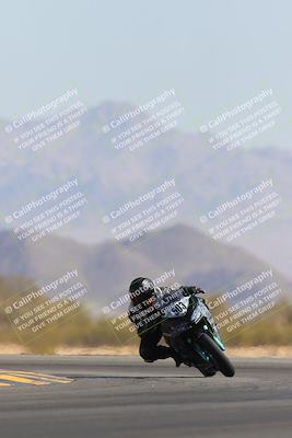 media/Apr-09-2023-SoCal Trackdays (Sun) [[333f347954]]/Turn 14 (1015am)/